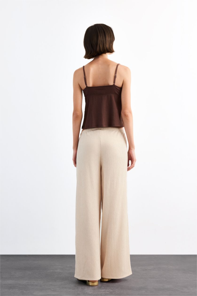 Kadın Bej Relax Fıt Normal Bel Düz Paça Bürümcük Pantolon