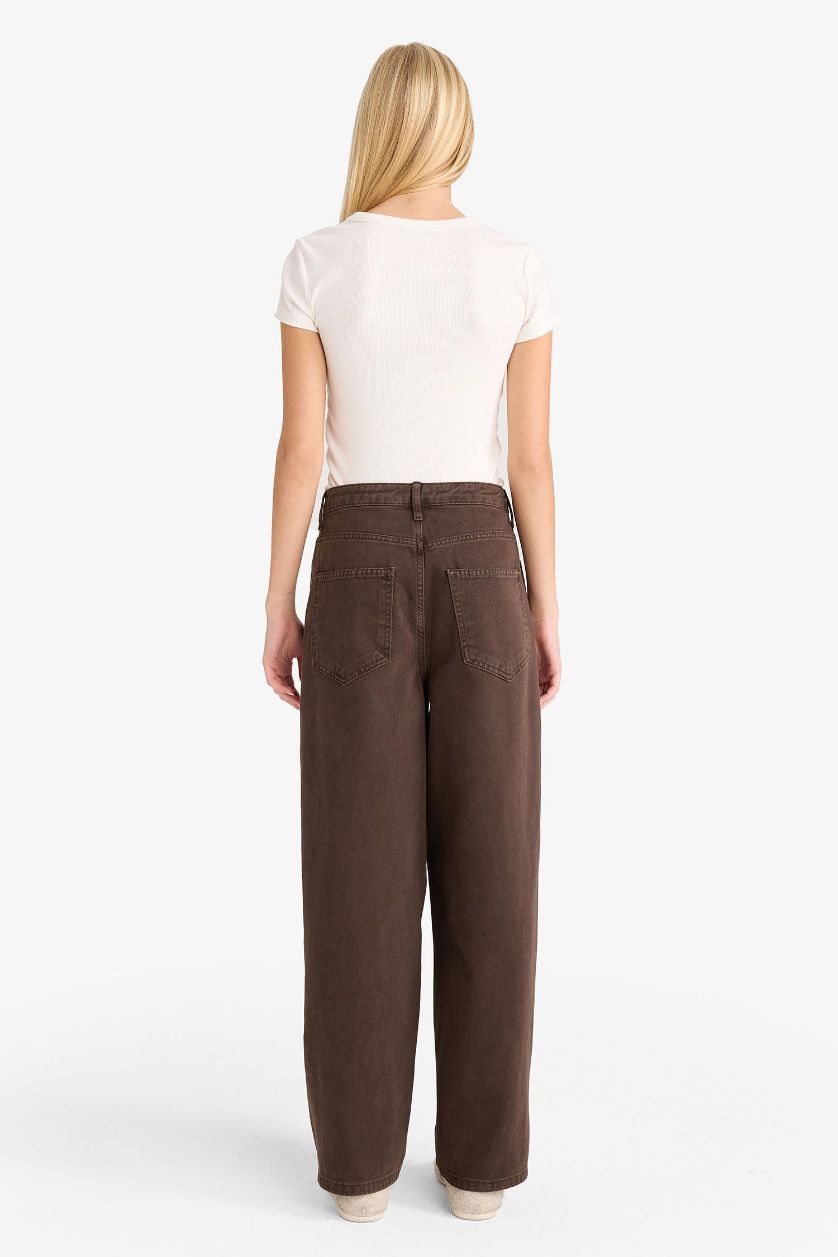 FEMME Marron Pantalon en gabardine taille normale avec charm cerise Coupe barrel