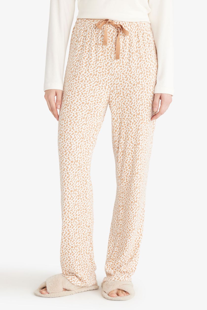 Kadın Kırık Beyaz Pijama Takımı Regular Fit Uzun Kollu Üst Desenli Uzun Alt