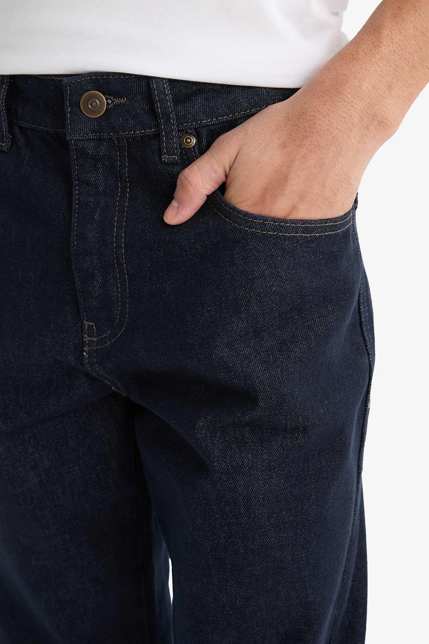HOMME Bleu Foncé Jean à jambe fuselée Coupe décontractée