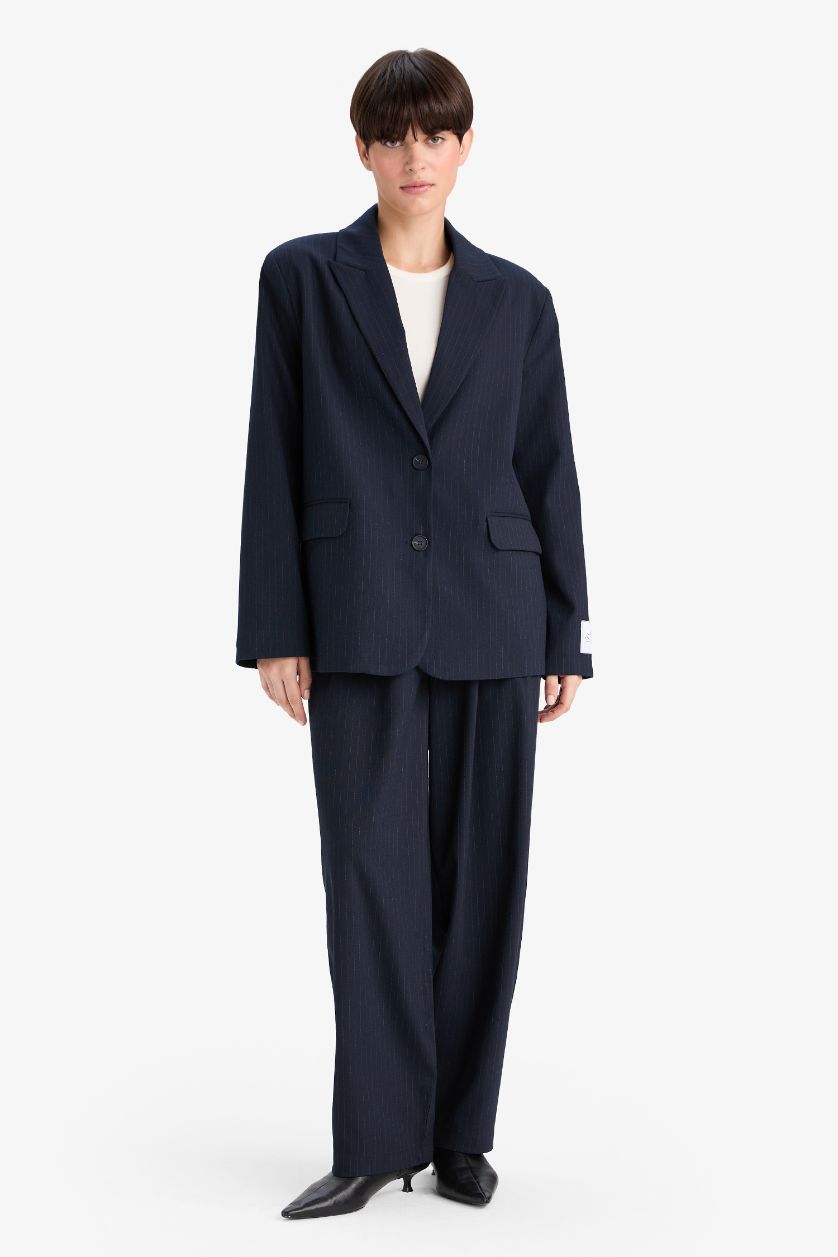 WOMAN NAVY Barrel Fit Half Zippered Ankle Length Trousers