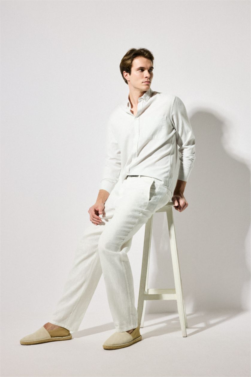 Men White Relax Fit Trousers