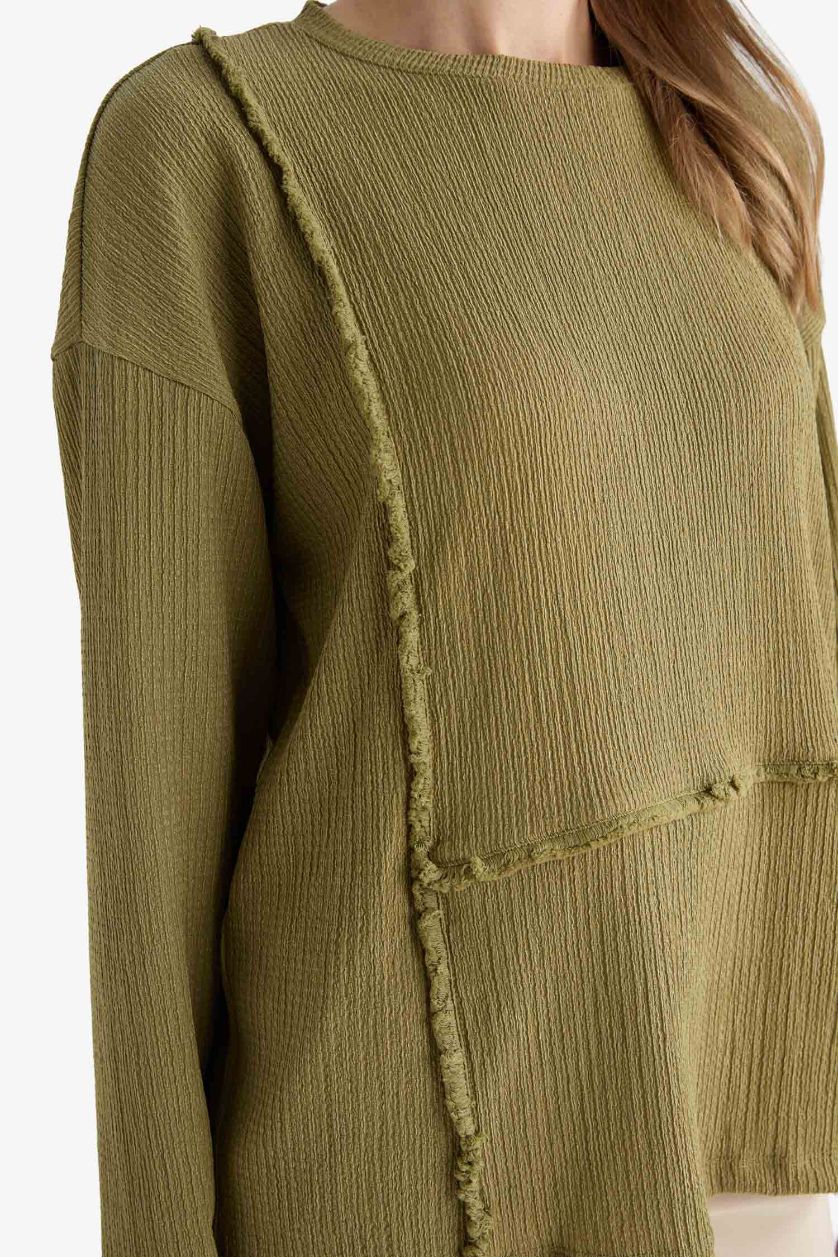 نساء كاكي Relax Fit Crew Neck Crepe T-Shirt