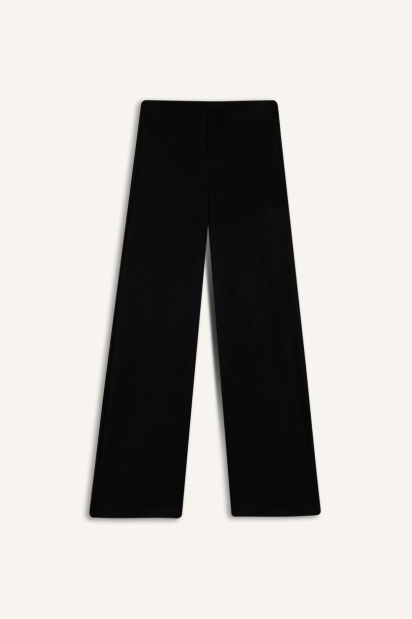 Kadın Siyah Straight Fit Geniş Paça Pantolon