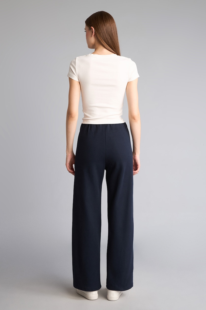 Kadın Lacivert Straight Fit Geniş Paça Pantolon