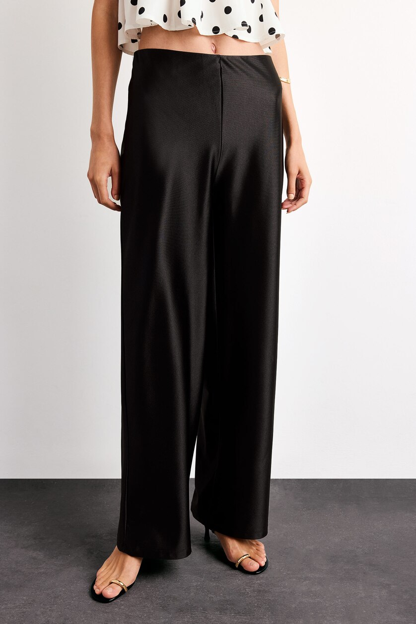 نساء أسود Normal Waist Relax Fit Trousers