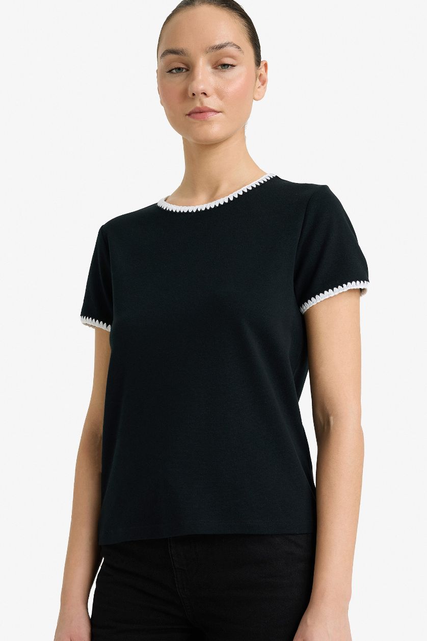 Женщины Черный Футболка в рубчик Slim Fit с коротким рукавом