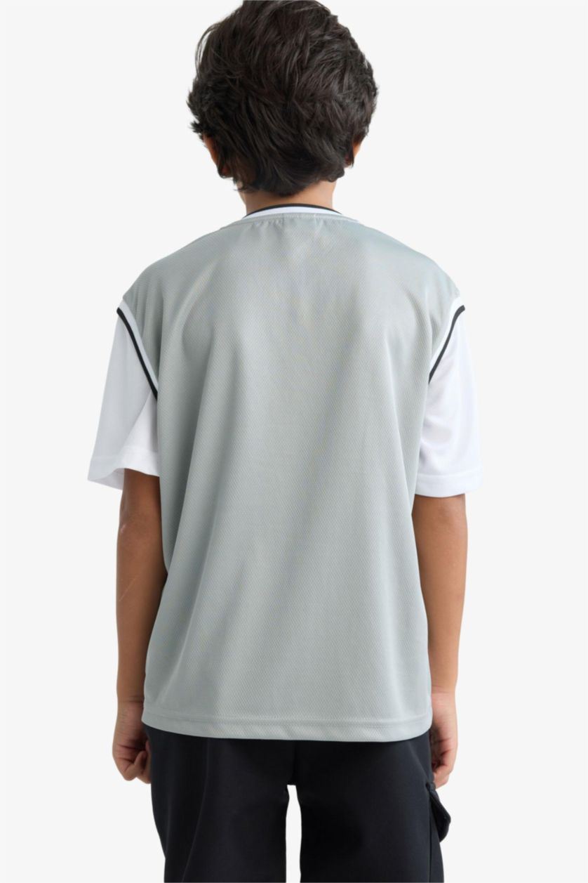 Erkek Çocuk - Genç Erkek Açık Gri Oversize Geniş Kalıp V Yaka Nakışlı Tül Kısa Kollu Tişört Erkek Çocuk