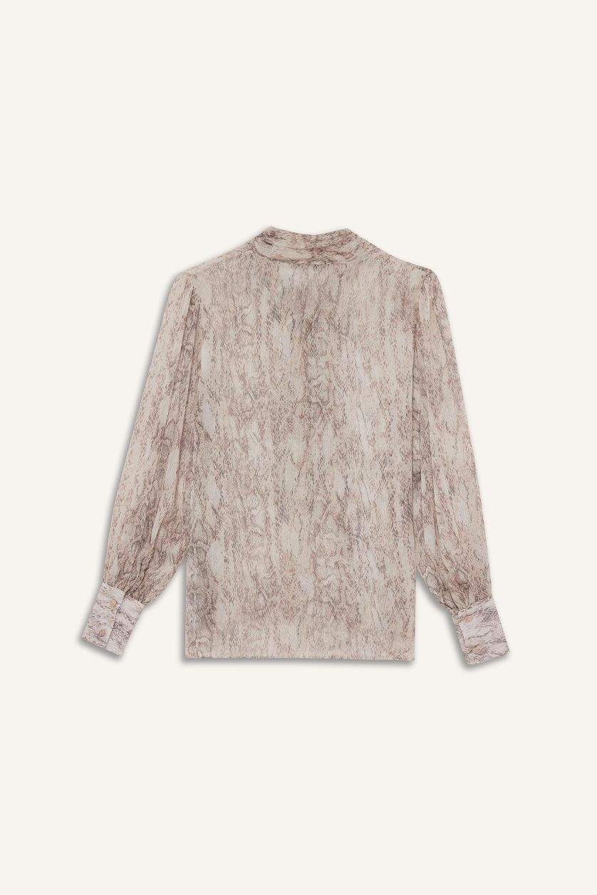 Kadın Ekru Regular Fıt Fiyonk Yaka Yılan Desenli Şifon Uzun Kollu Bluz