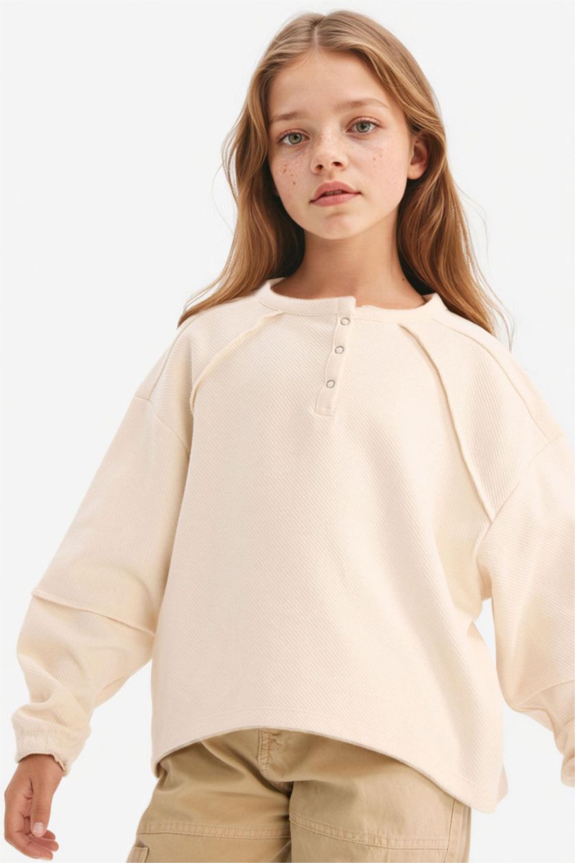 Kız Çocuk - Genç Kız Ekru Oversize Geniş Kalıp Bisiklet Yaka Düğmeli Sweatshirt Kız Çocuk