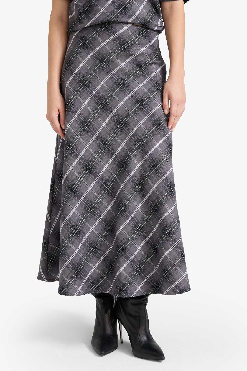 Woman Dark Grey A Cut Plaid Twill Normal Waist Midi Skirt
