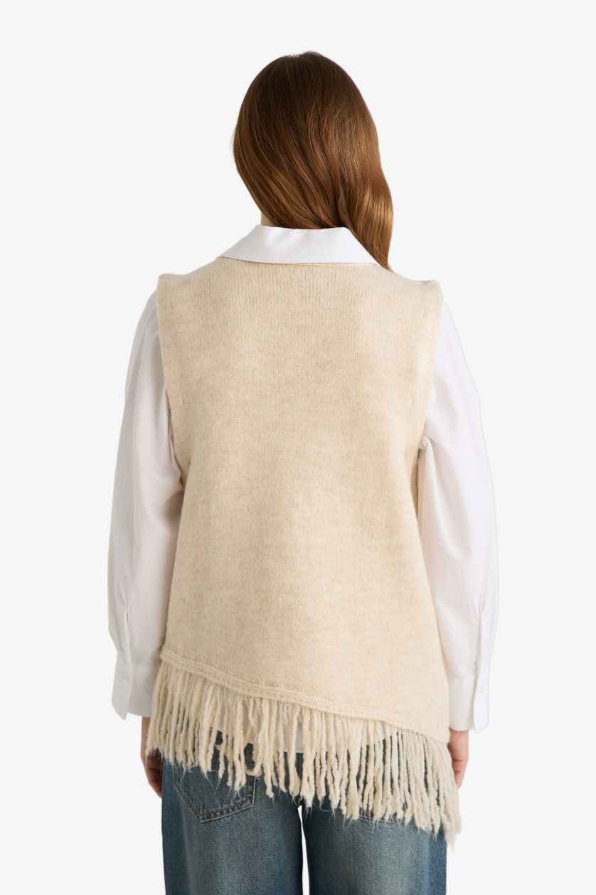 Kadın Ekru Oversize Geniş Kalıp Bisiklet Yaka Püsküllü Süveter