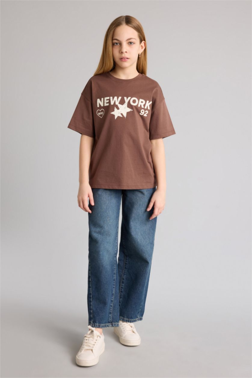 بنات بني تيشيرت نص كم بطبعة شعار اوفر سايز برقبة مستديرة