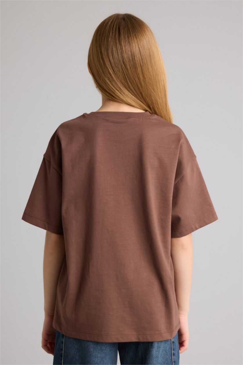 بنات بني تيشيرت نص كم بطبعة شعار اوفر سايز برقبة مستديرة