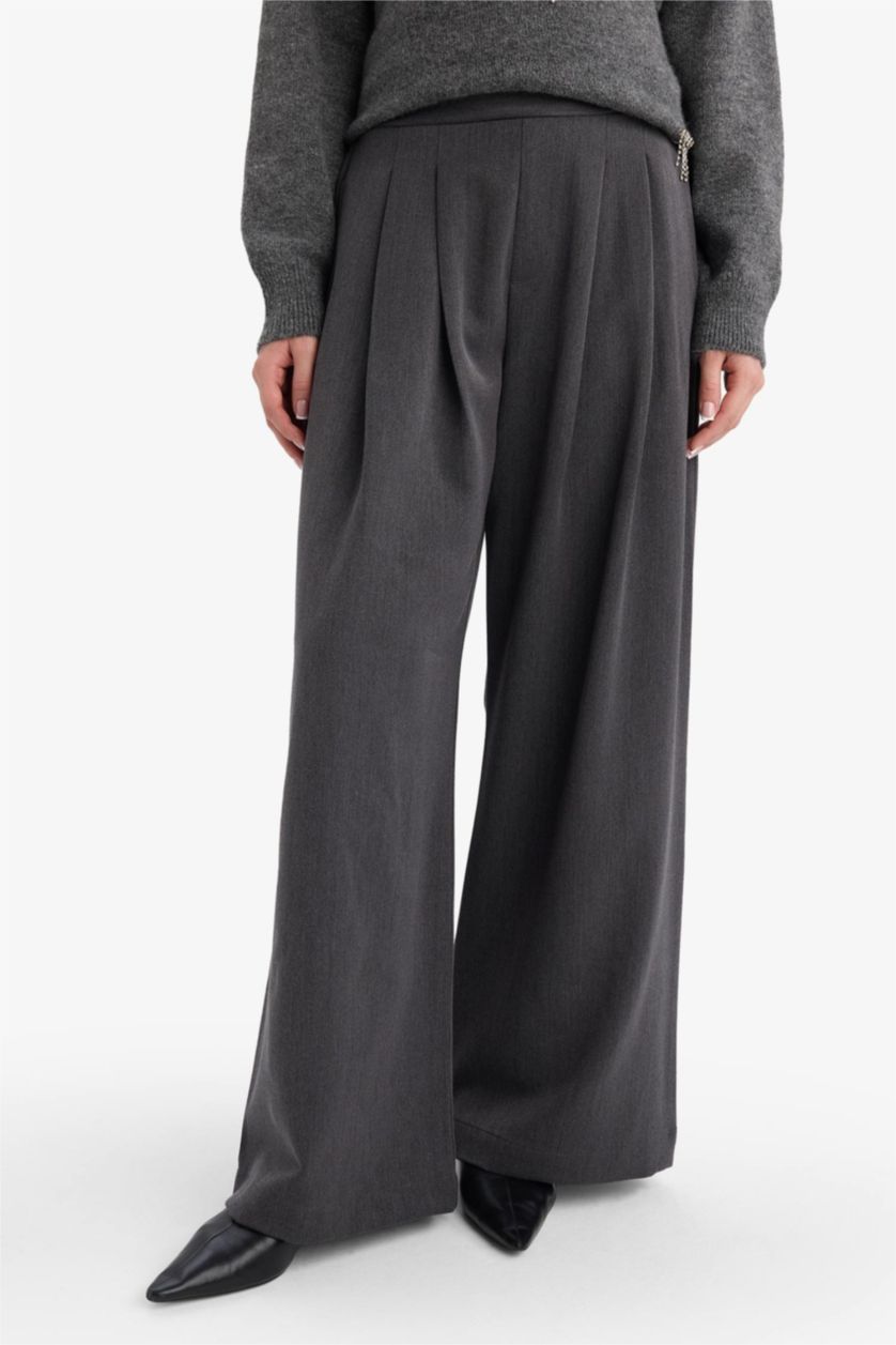 Woman Anthracite Regular Fit Trousers