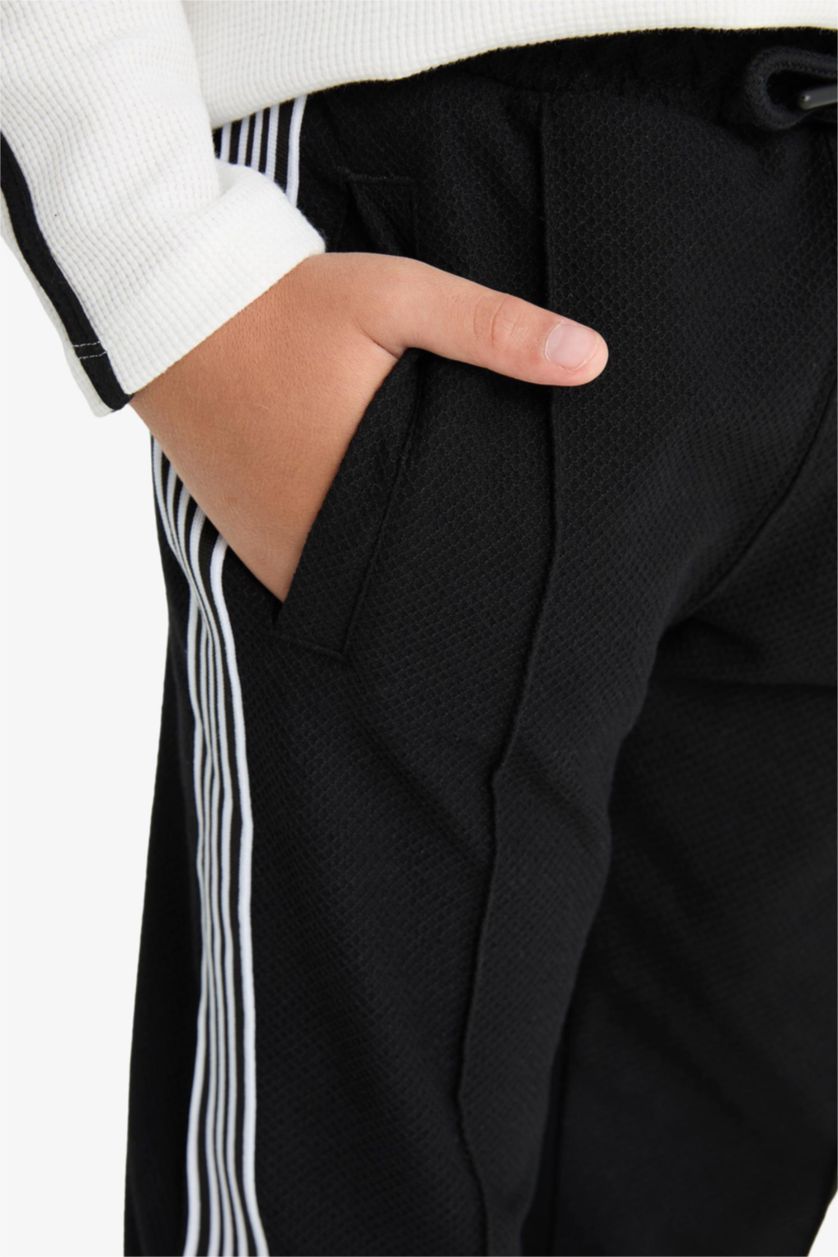 Erkek Çocuk - Genç Erkek Siyah Beli Lastikli Düz Paça Eşofman Altı Erkek Çocuk