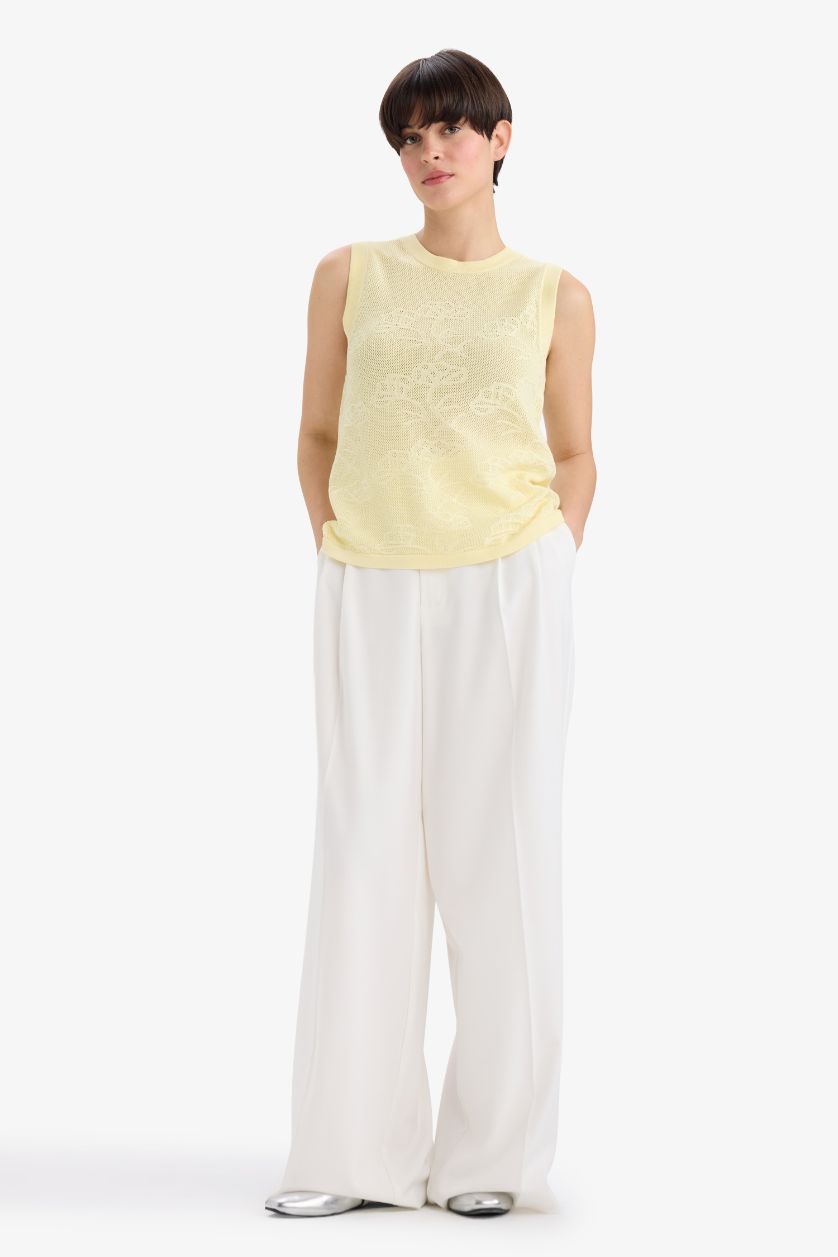 Kadın Sarı Regular Fıt Ajurlu Bisiklet Yaka Triko Atlet