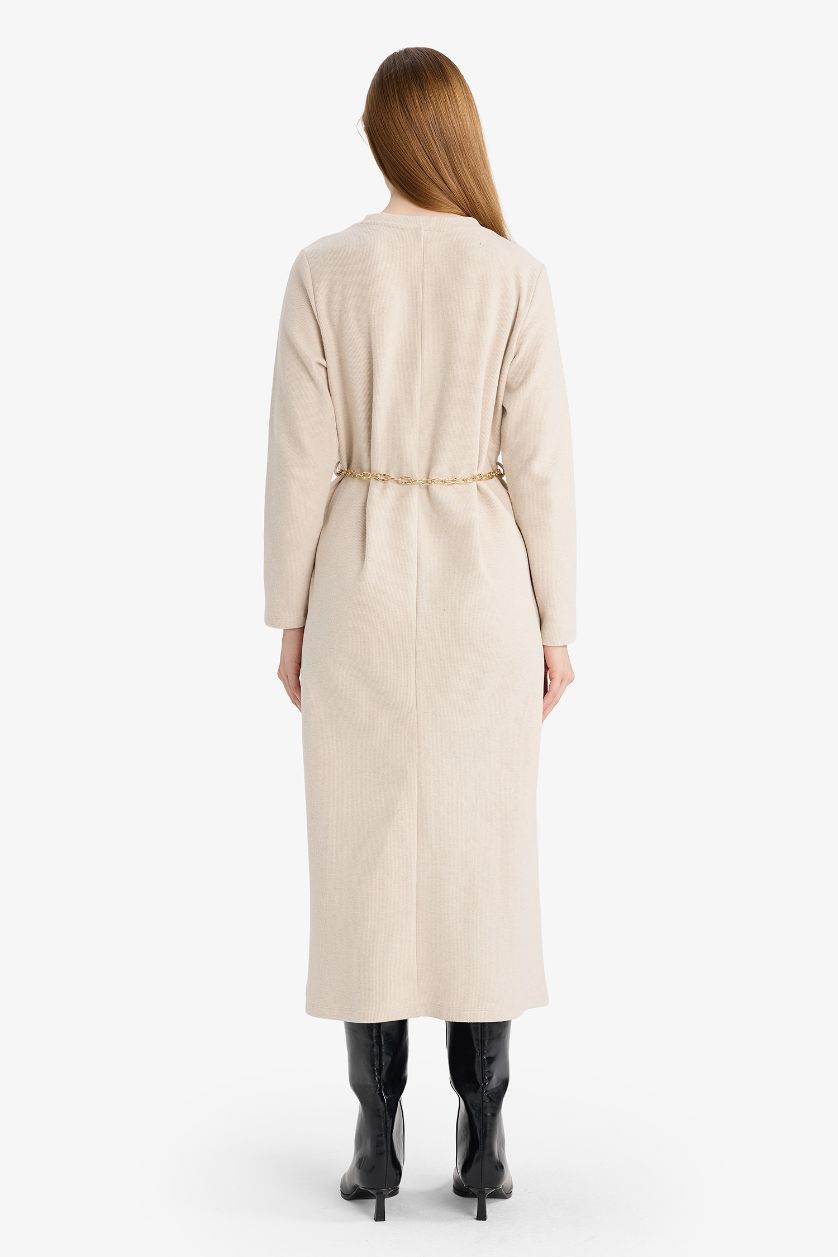 Kadın Bej Regular Fit Bisiklet Yaka Uzun Kollu Kemerli Maxi Elbise 