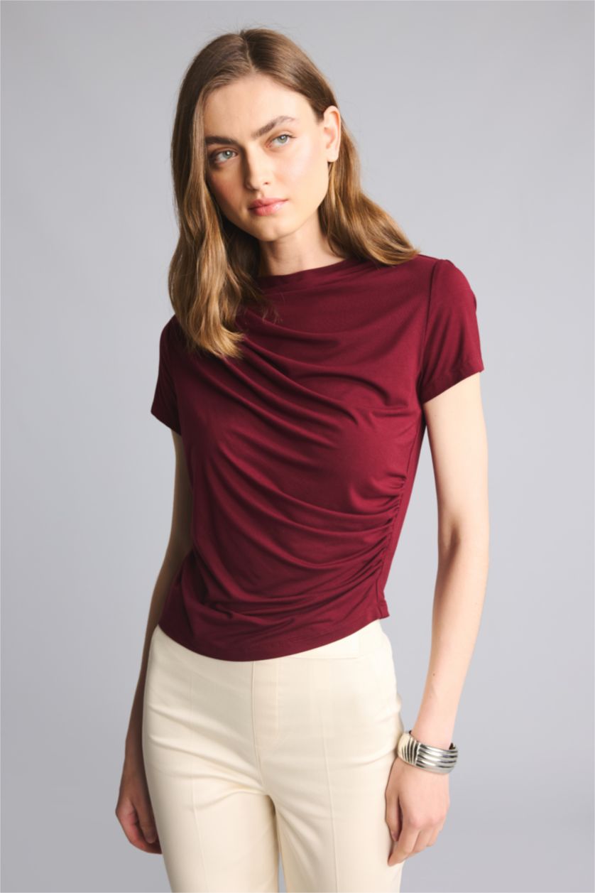 Әйелдерге Бордо Slim Fit футболка