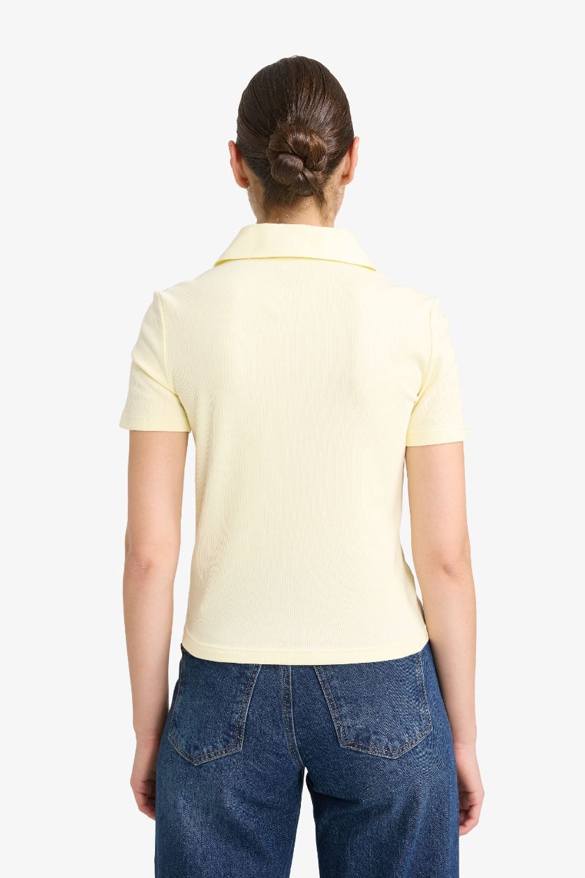 Woman Light Yellow Slim Fit Ribbed Short Sleeve Polo T-Shirt