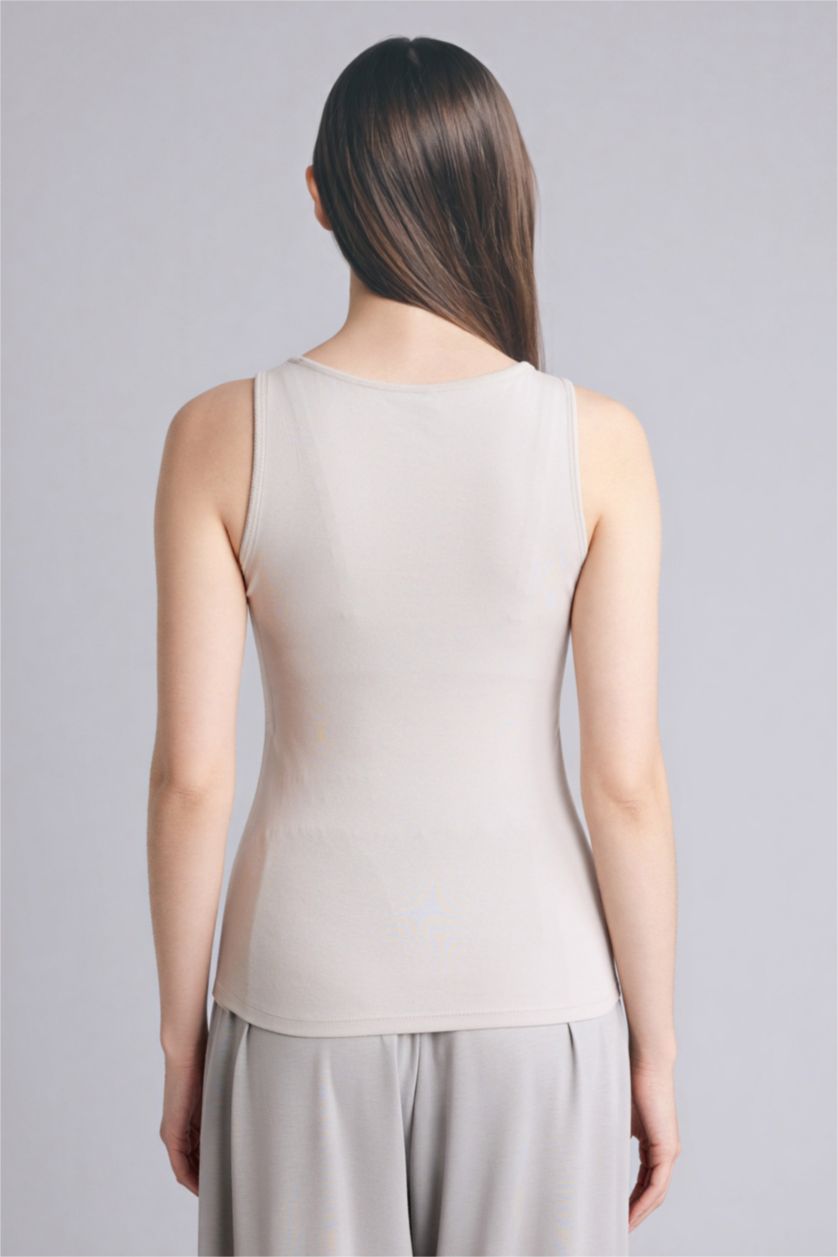 Әйелдерге Ашық сұр Slim Fit қайық жағалы майка