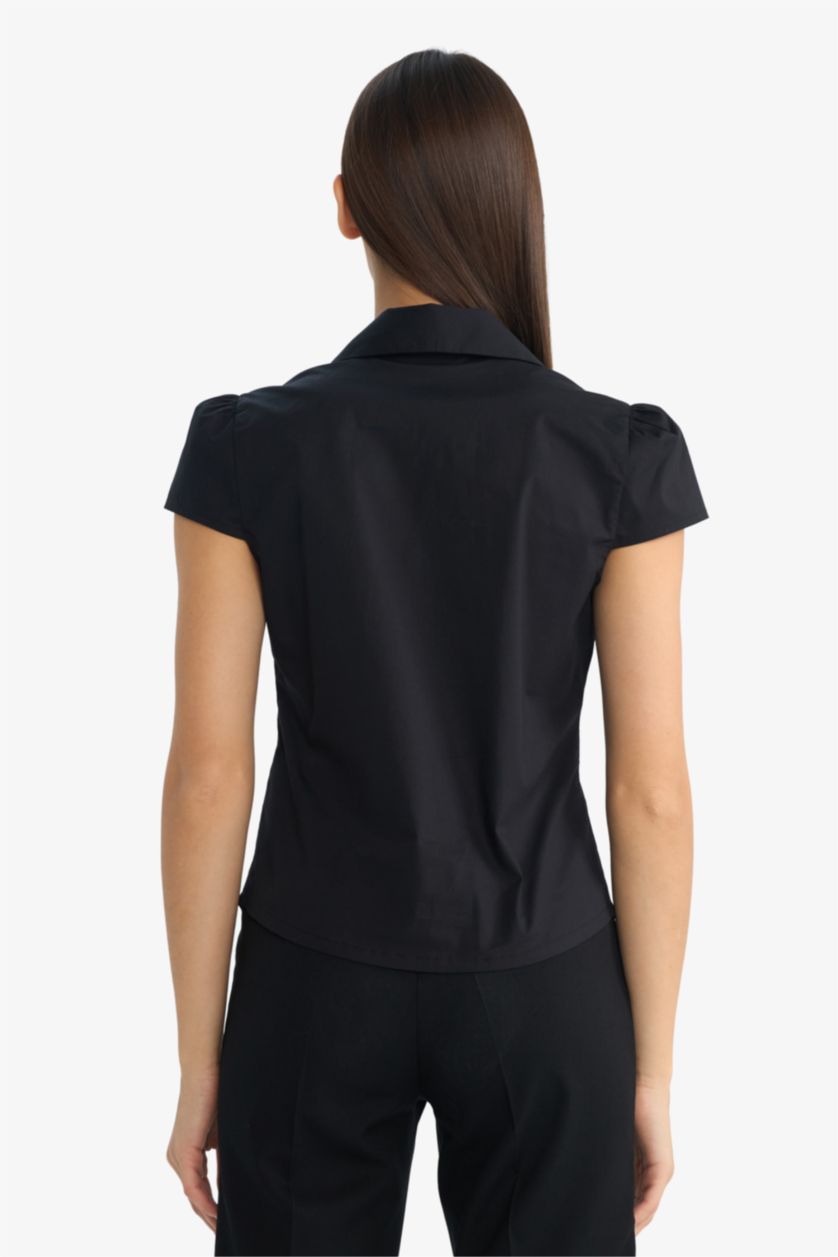 Woman Black Slim Fit Short Sleeve Shirt