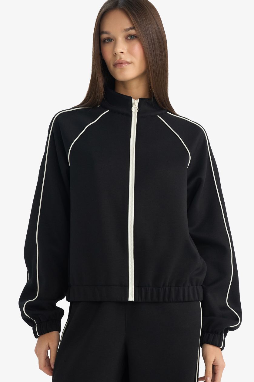 Woman Black Loose Fit Half Turtleneck Cardigan