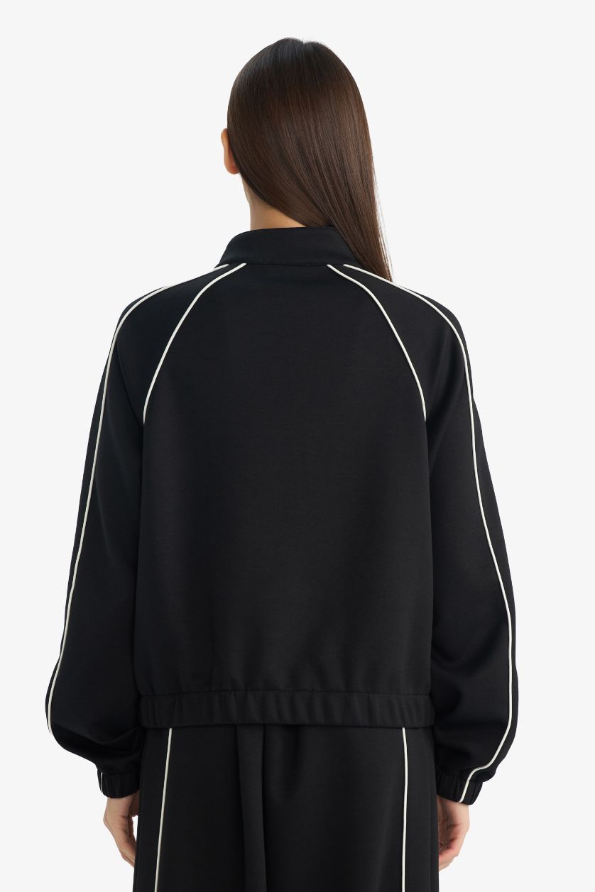 Woman Black Loose Fit Half Turtleneck Cardigan