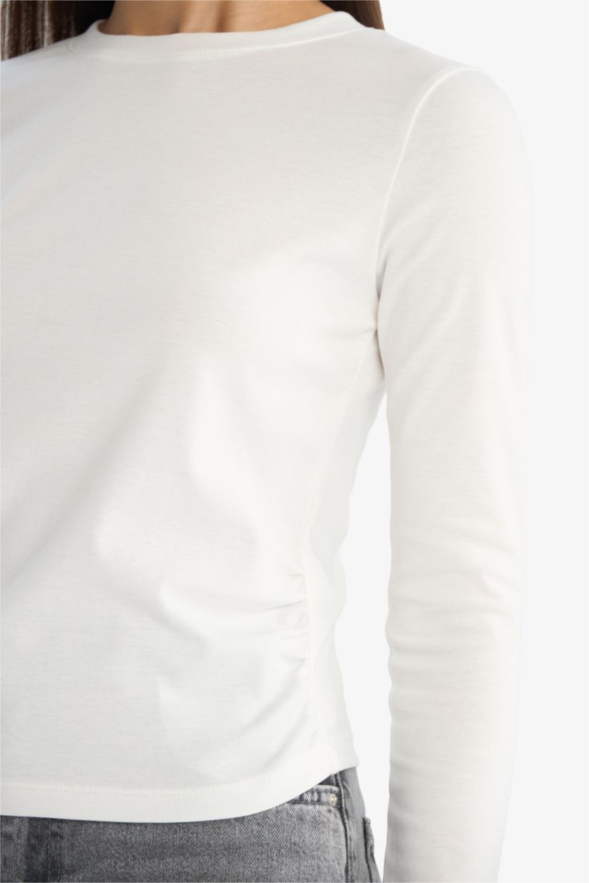 Woman White Slim Fit Ribbed Crew Neck Long Sleeve T-shirt