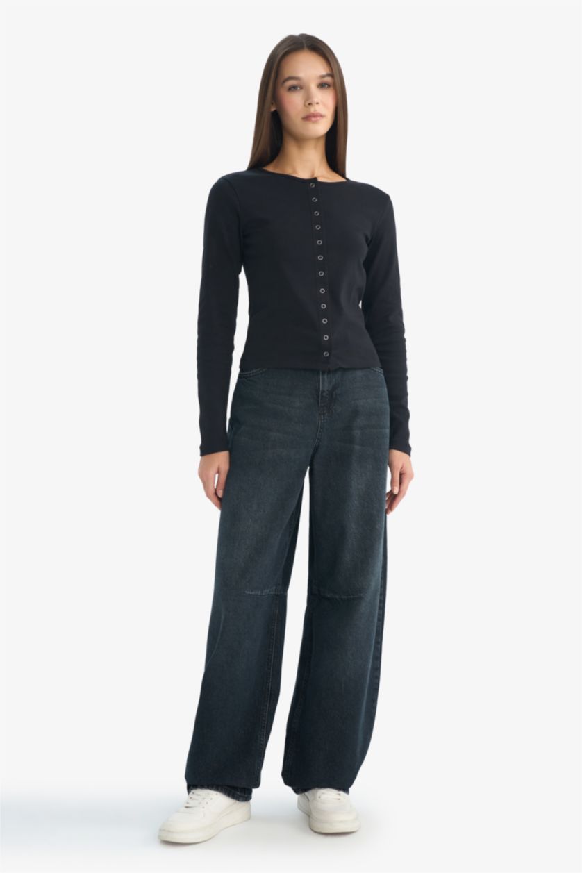 Woman Black تيشيرت ردن طويل مخصر سليم فيت وياخة مستديرة