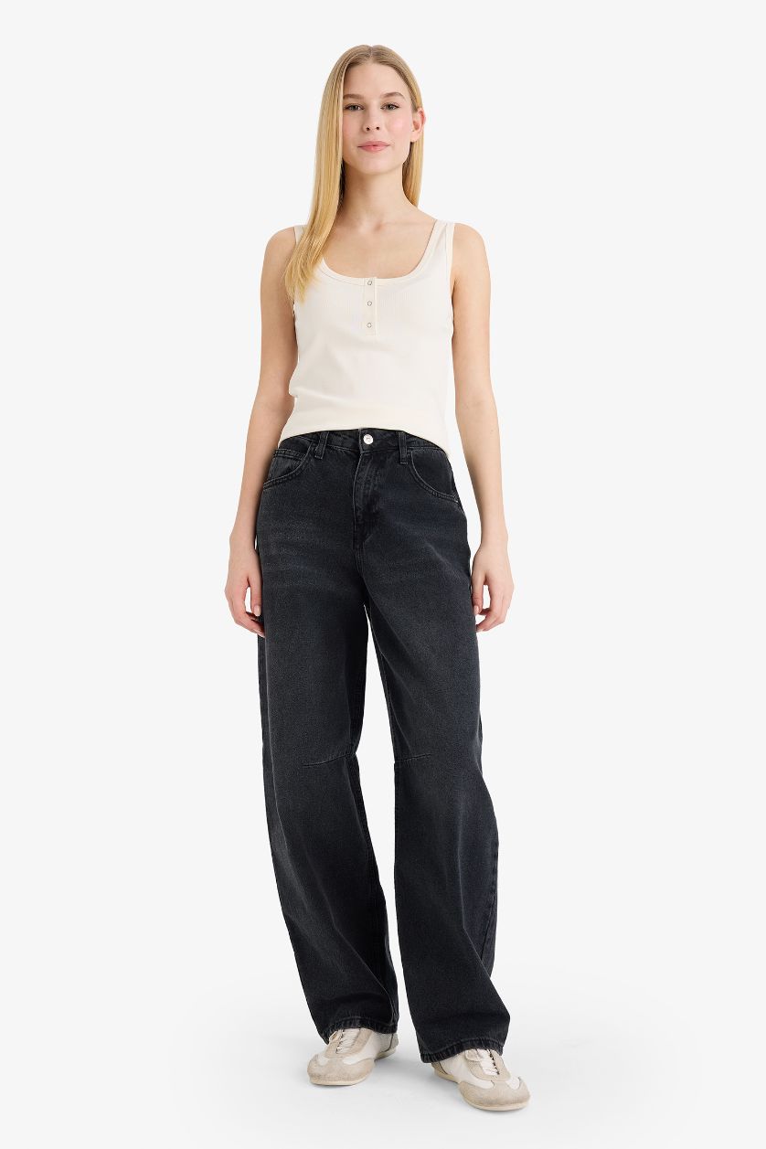 Woman Ecru Fitted Modal Tank Top