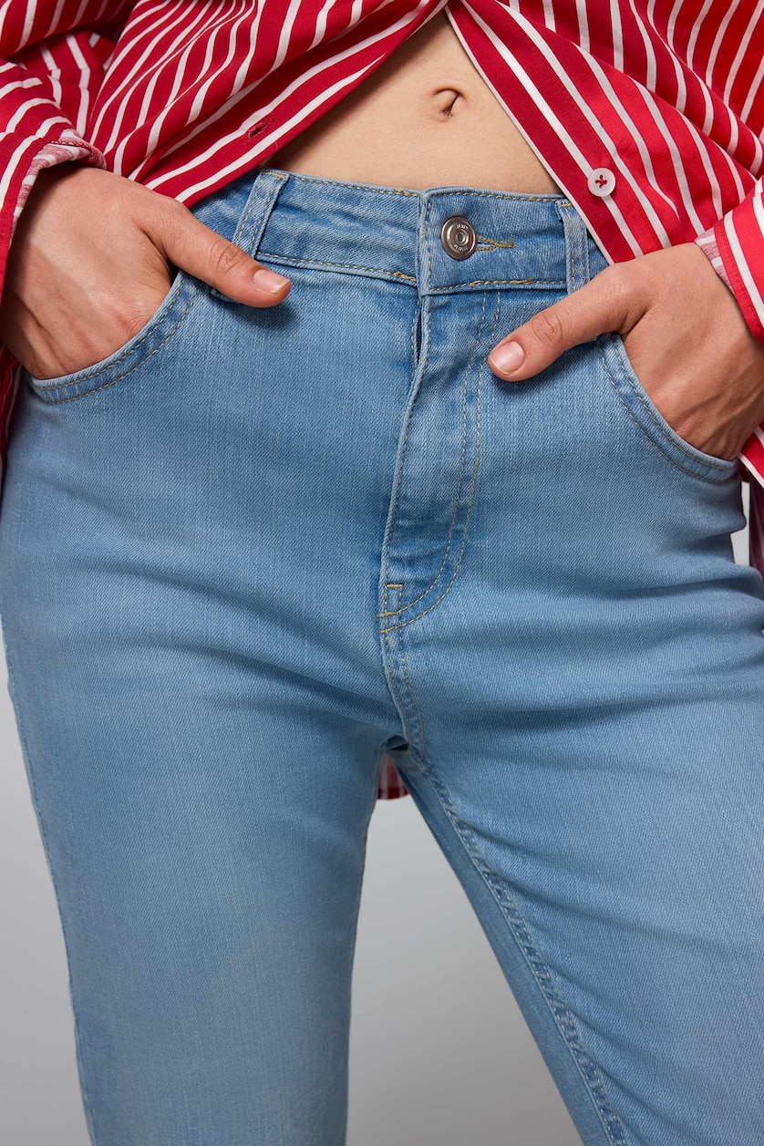 Kadın Mavi Yüksek Bel Bilek Boyu Crop Kesim Jean Pantolon