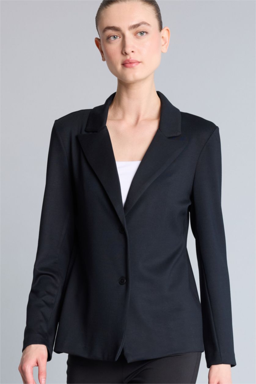 Kadın Siyah Standart Fit Blazer Ceket