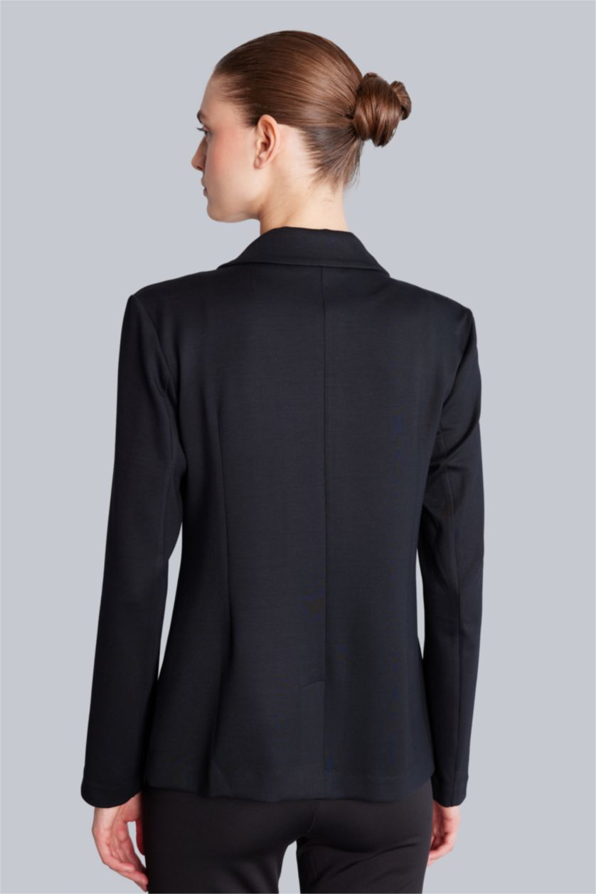 Kadın Siyah Standart Fit Blazer Ceket