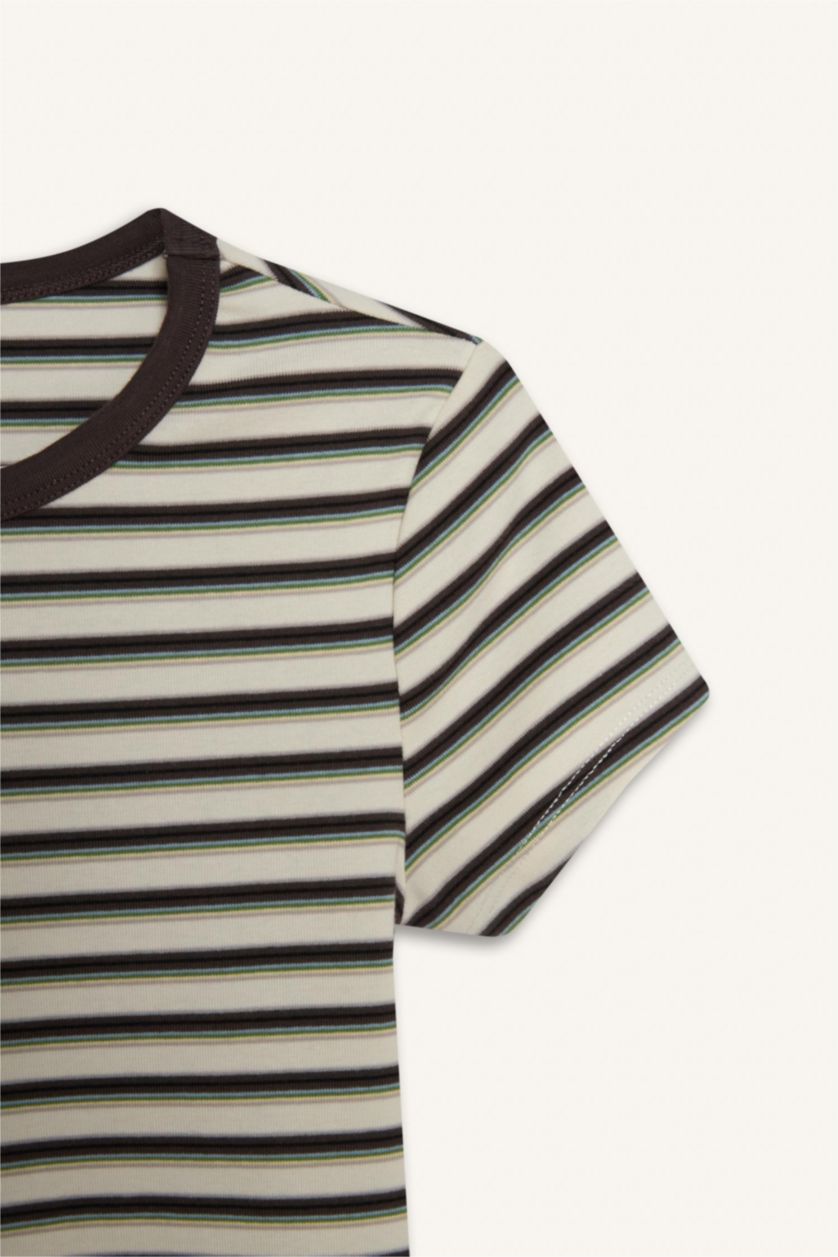 نساء اوف وايت تيشيرت نص ردن مخصر سليم فيت