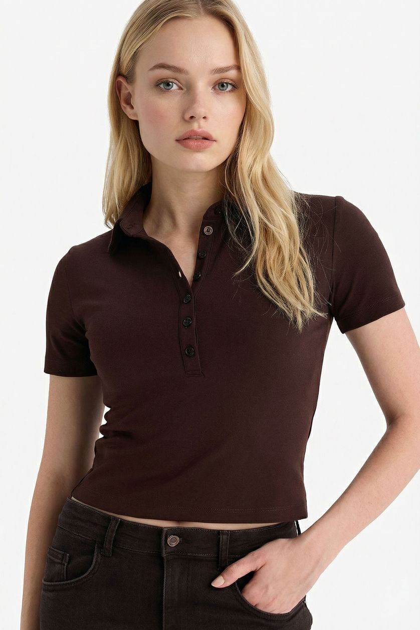 Woman Brown Fitted Printed Short Sleeves T-shirt