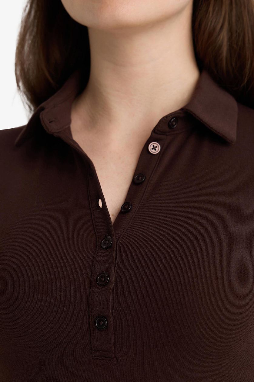 Woman Brown Fitted Printed Short Sleeves T-shirt