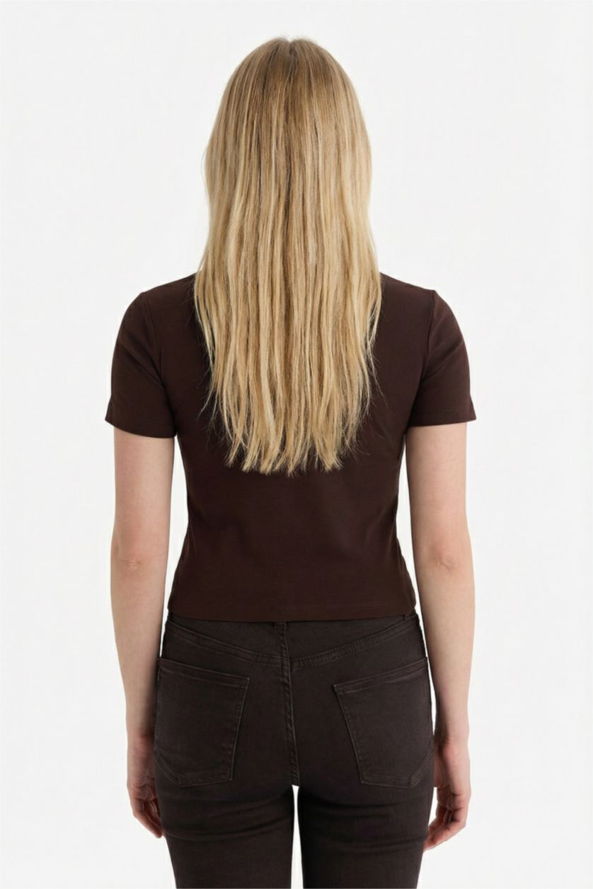 Woman Brown Fitted Printed Short Sleeves T-shirt