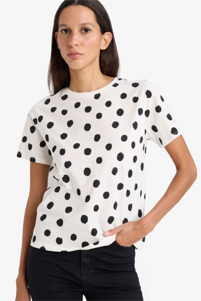 Женщины Бежевый Трикотажная футболка в горошек Regular Fit с круглым вырезом и коротким рукавом