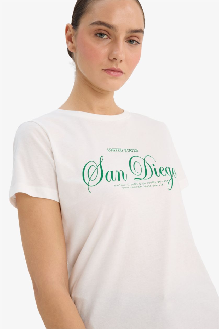 Woman Ecru Regular Fit Slogan Print Crew Neck Short Sleeve Shirt