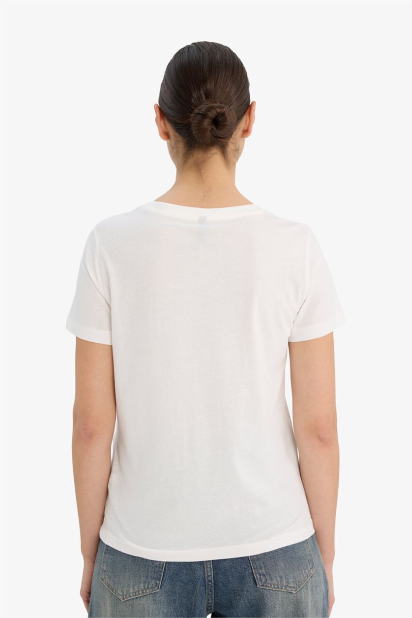 Woman Ecru Regular Fit Slogan Print Crew Neck Short Sleeve Shirt