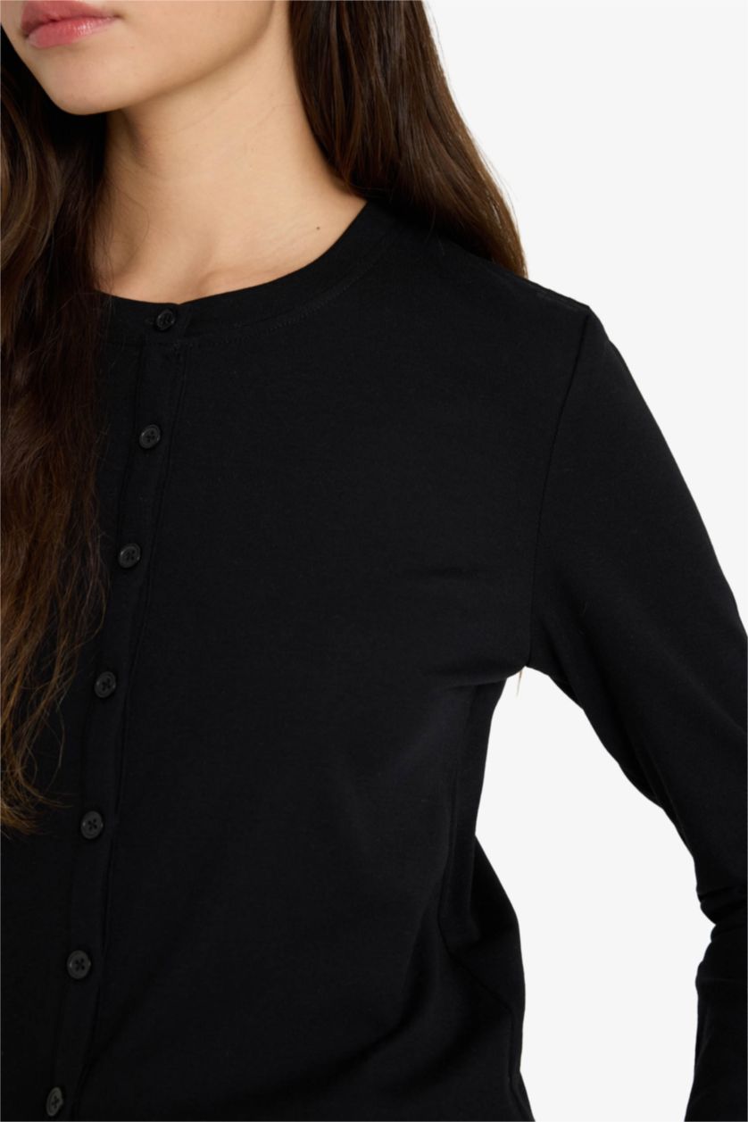 Woman Black Slim Fit Button Neck Ribana Cardigan