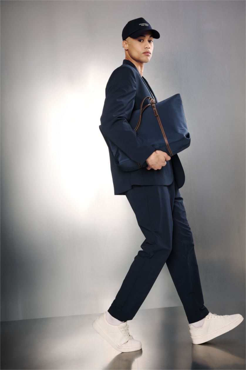 Мужчины Синий Брюки Standard Fit