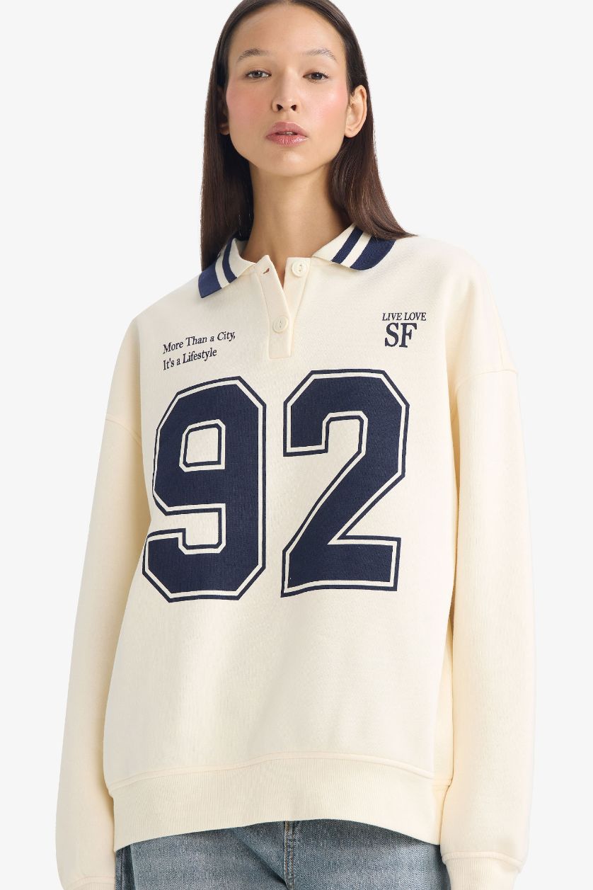 FEMME Écru Sweatshirt épais Oversize imprimé à col polo