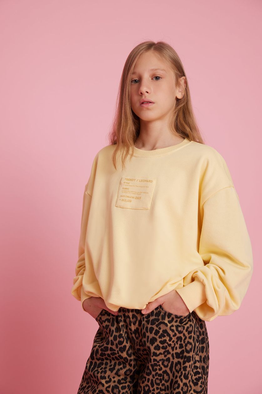 Kız Çocuk - Genç Kız Sarı Oversize Geniş Kalıp Bisiklet Yaka Baskılı Sweatshirt Kız Çocuk