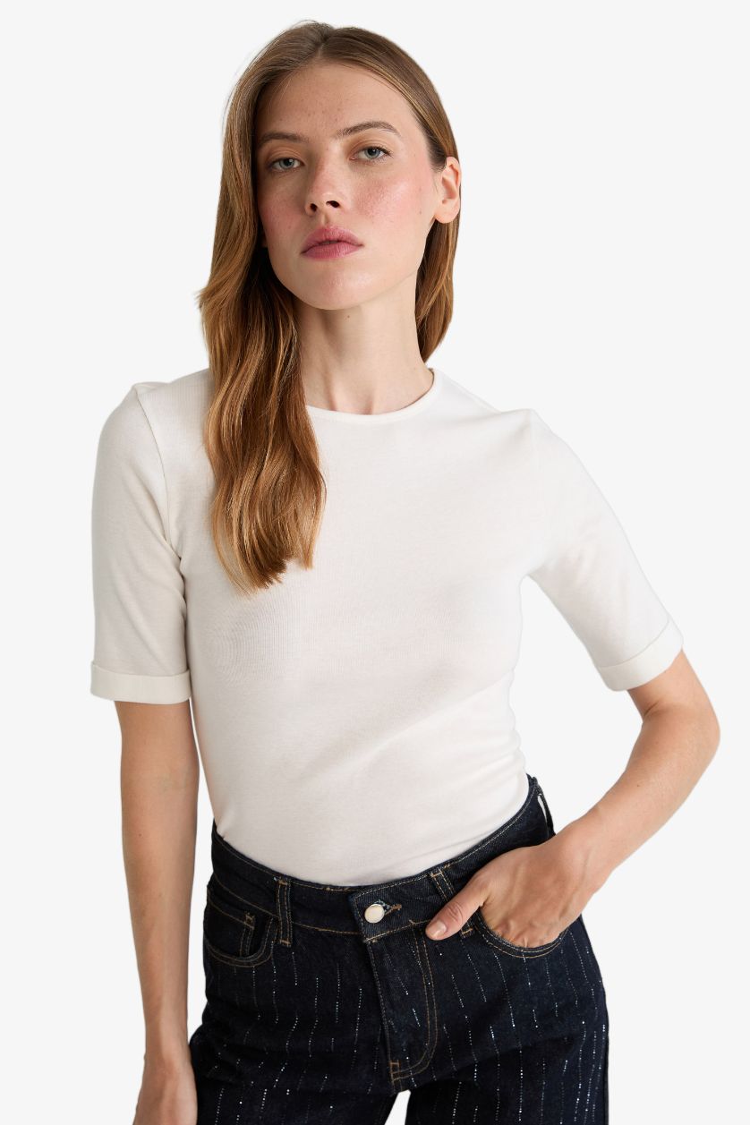 نساء بيج فاتح Slim Fit Crew Neck Ribbed Camisole T-Shirt