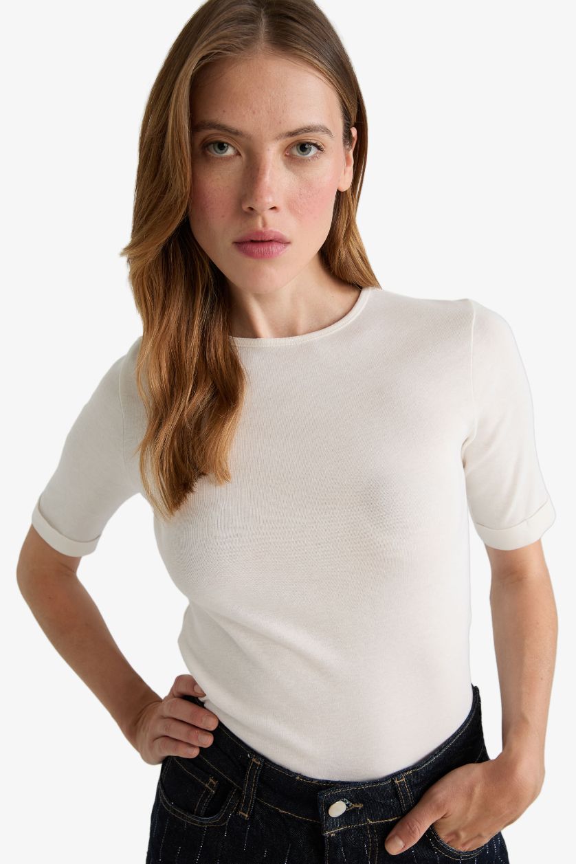 نساء بيج فاتح Slim Fit Crew Neck Ribbed Camisole T-Shirt