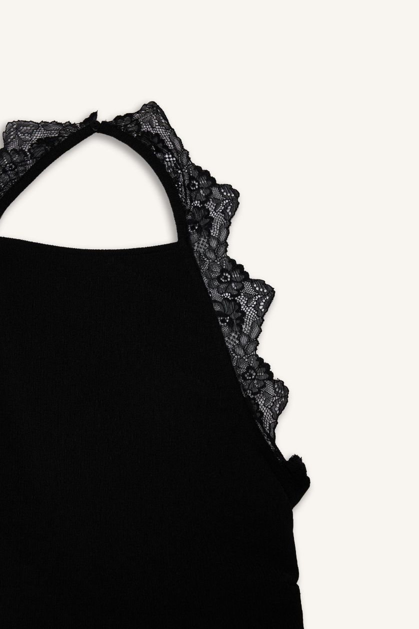 Kadın Siyah Slim Fit Dar Kesim Halter Yaka Bürümcük Bluz