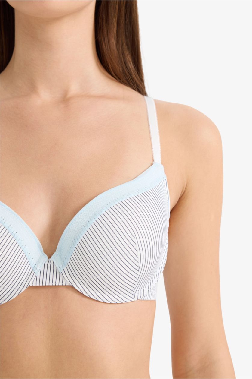 Woman White Fall in Love With Lace With Pad Bra