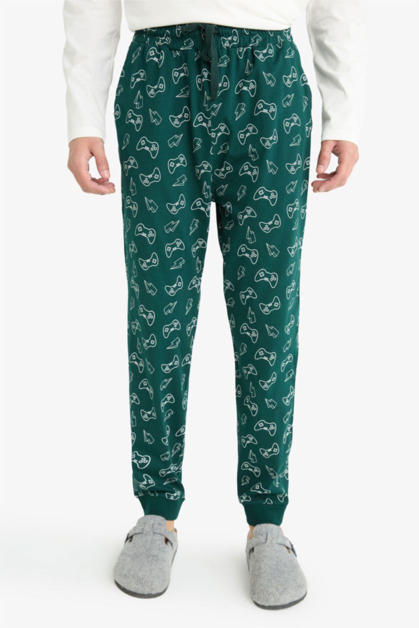 رجال أخضر غامق سيت بجامة قصة عادية كم طويل و بنطرون مطبوع من قطعتين